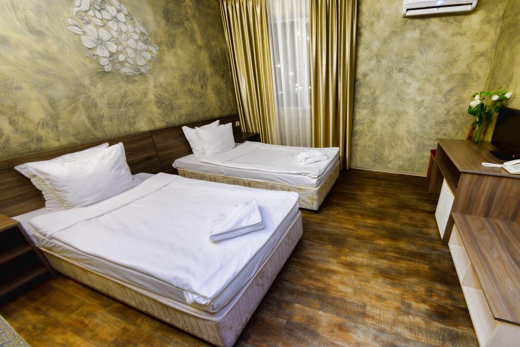 Hotel Afrodita Plovdiv Exterior photo